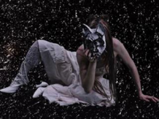 We Merge Into Play (Famke Maria Roozen, 2026)